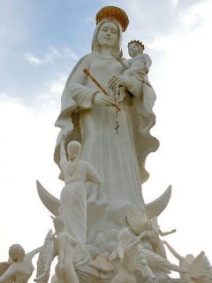 7-4, Our Lady of the Rosary Statue Chiquinquira